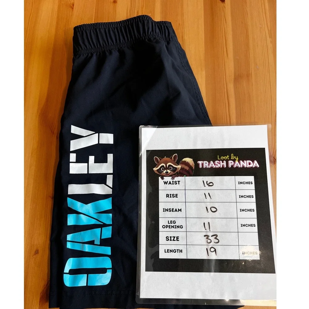 Oakley‎ Gym Shorts Black Athletic Performance Graphic With Pockets Mens 33 0427
